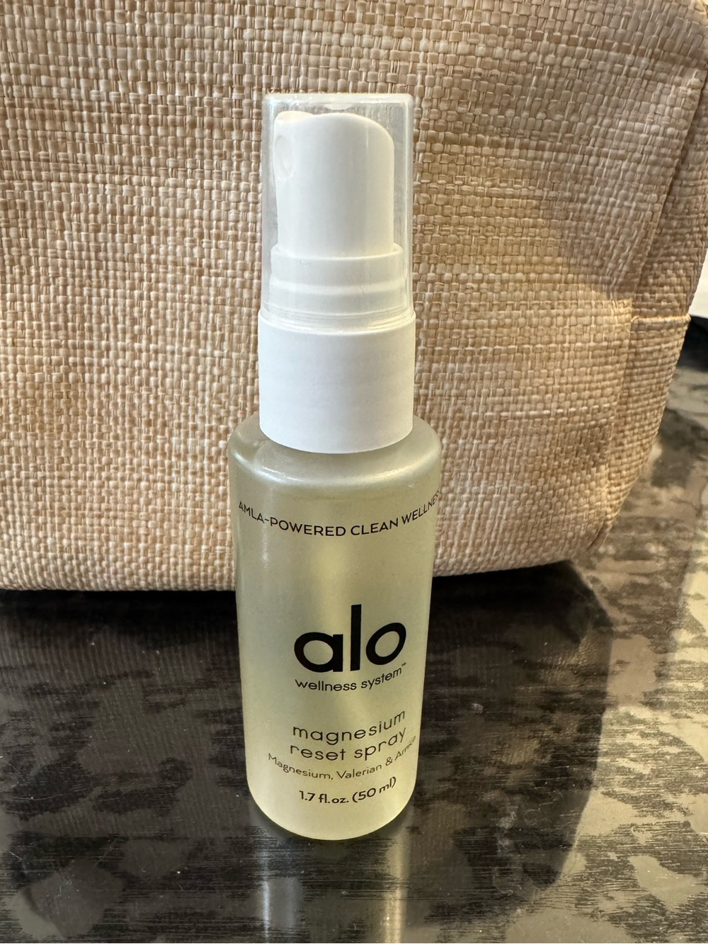 ALO Yoga Magnesium Reset Spray — Clear Bottle with White Pump